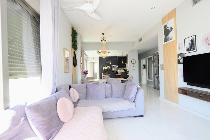 Image No.9-5 Bed Villa for sale