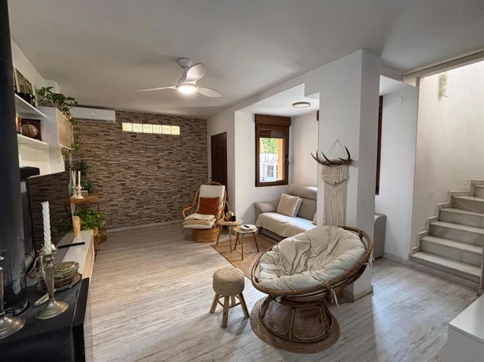 Image No.2-Maison de 3 chambres à vendre à Torrevieja