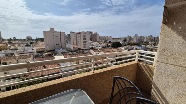 Image No.1-Appartement de 2 chambres à vendre à Torrevieja