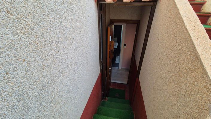 Image No.33-3 Bed House for sale