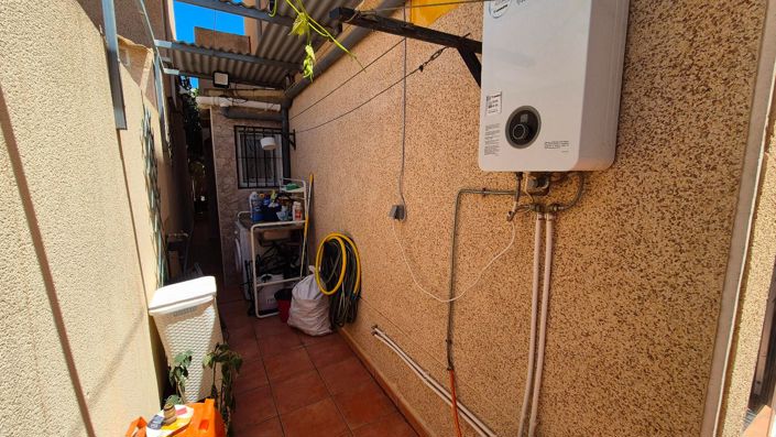 Image No.37-3 Bed House for sale