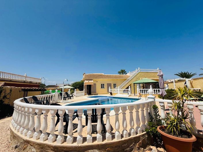 Image No.38-Villa de 3 chambres à vendre à Torrevieja