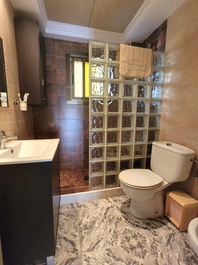 Image No.29-2 Bed Bungalow for sale