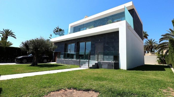 Image No.1-Villa de 3 chambres à vendre à Torrevieja
