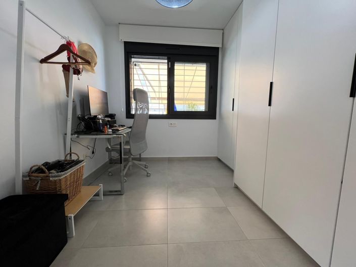 Image No.13-2 Bed Bungalow for sale