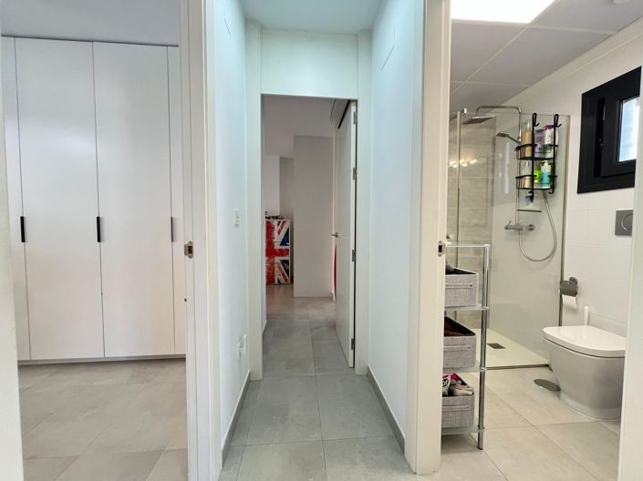 Image No.21-2 Bed Bungalow for sale