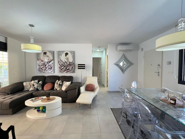 Image No.9-2 Bed Bungalow for sale