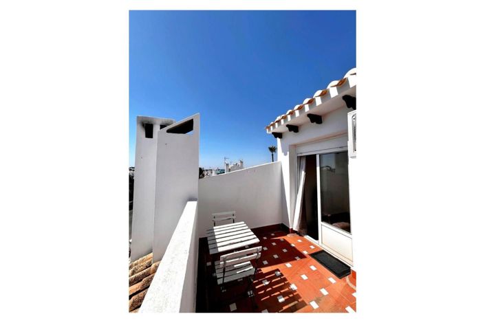 Image No.16-3 Bed House for sale