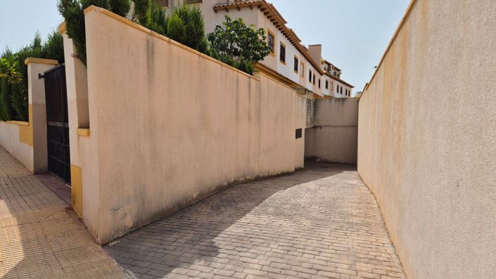 Image No.36-3 Bed Villa for sale