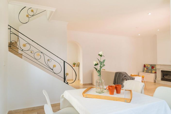 Image No.20-3 Bed Villa for sale