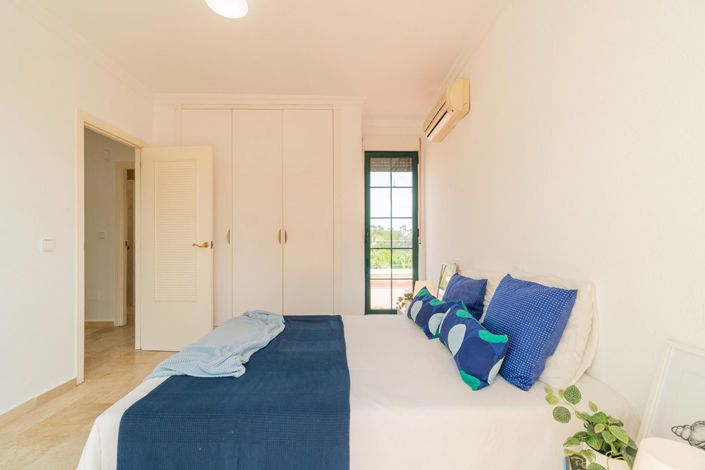 Image No.35-3 Bed Villa for sale