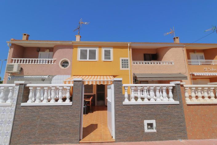 Image No.1-3 Bed House for sale