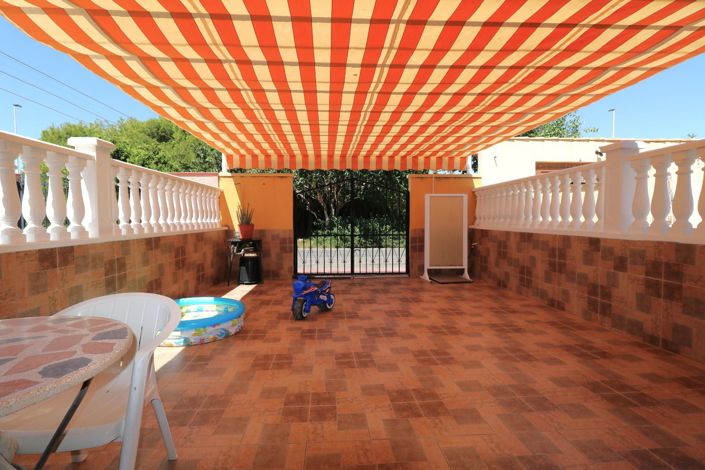 Image No.24-3 Bed House for sale