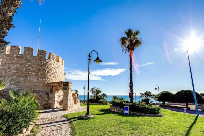 Image No.23-2 Bed Bungalow for sale