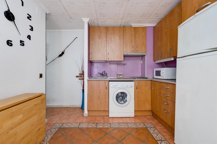 Image No.8-2 Bed Bungalow for sale