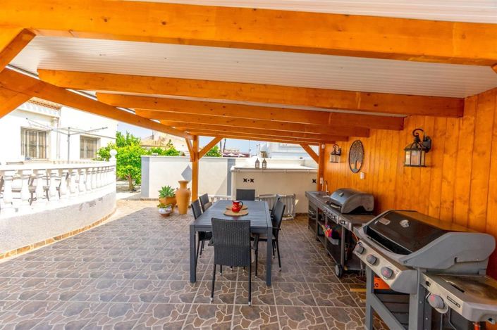 Image No.20-4 Bed Villa for sale