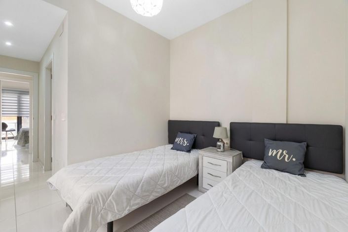 Image No.13-2 Bed Bungalow for sale