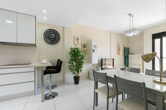 Image No.8-2 Bed Bungalow for sale