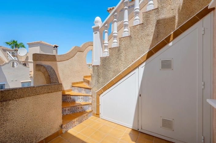 Image No.29-3 Bed House for sale