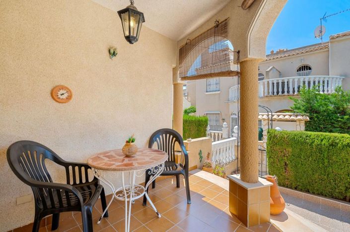 Image No.9-3 Bed House for sale