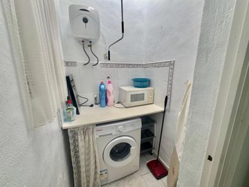 21543773