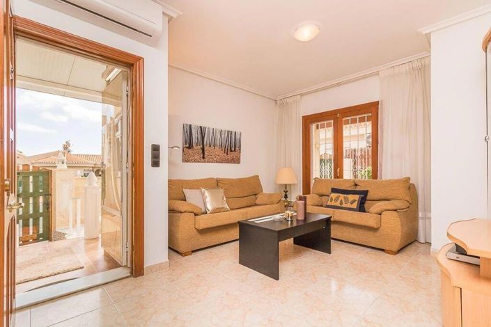 Image No.1-Maison de 3 chambres à vendre à Orihuela Costa