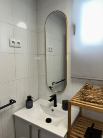 21630873