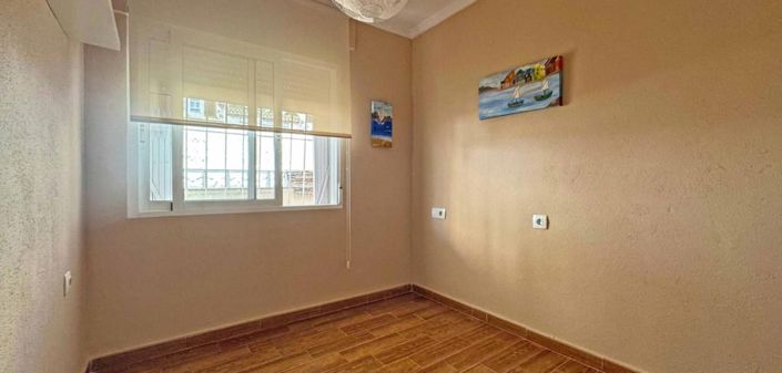 Image No.17-3 Bed Bungalow for sale