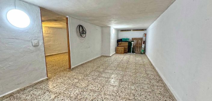 Image No.23-3 Bed Bungalow for sale