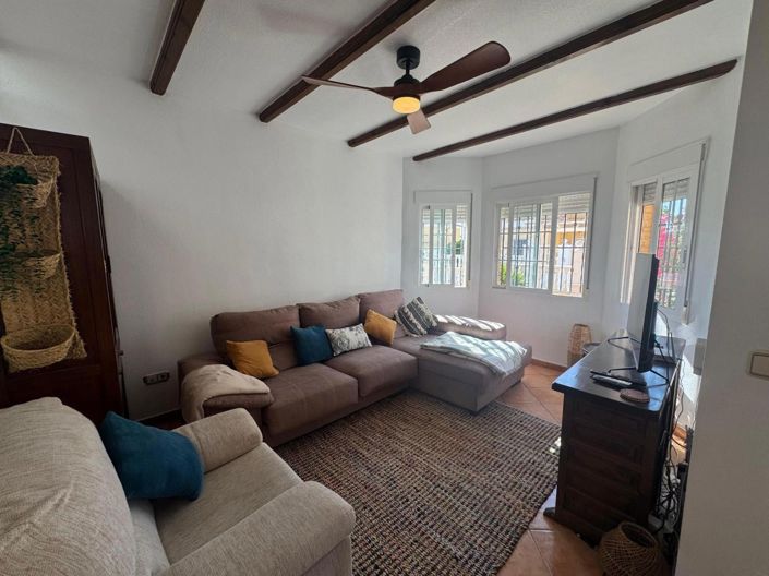 Image No.10-3 Bed Villa for sale