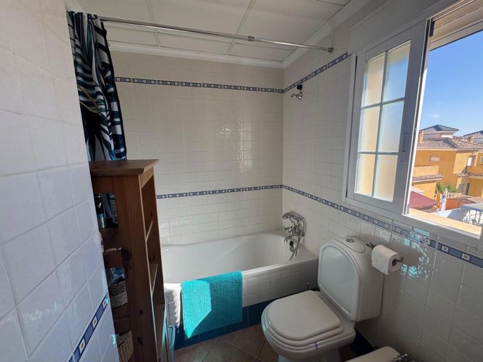 Image No.29-3 Bed Villa for sale