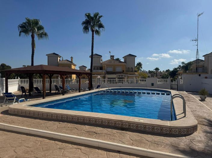 Image No.33-3 Bed Villa for sale