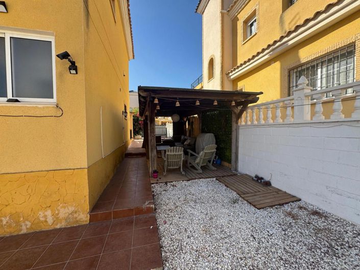 Image No.7-3 Bed Villa for sale