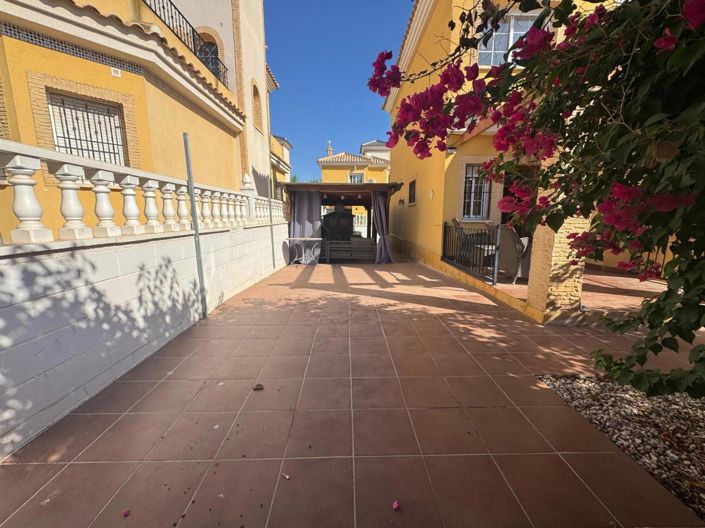 Image No.9-3 Bed Villa for sale