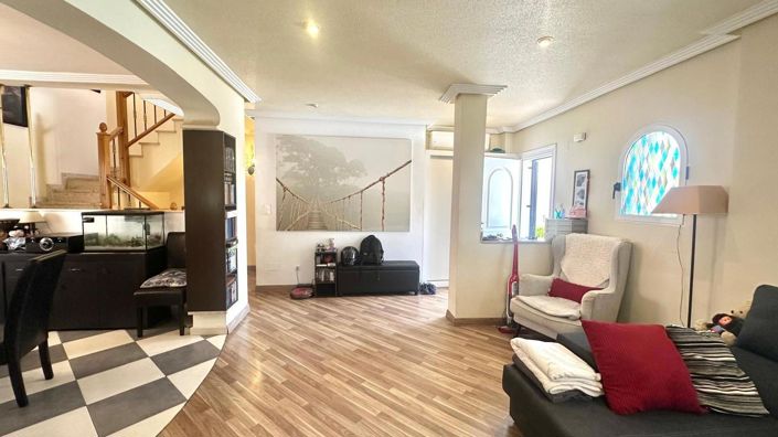 Image No.21-3 Bed House for sale