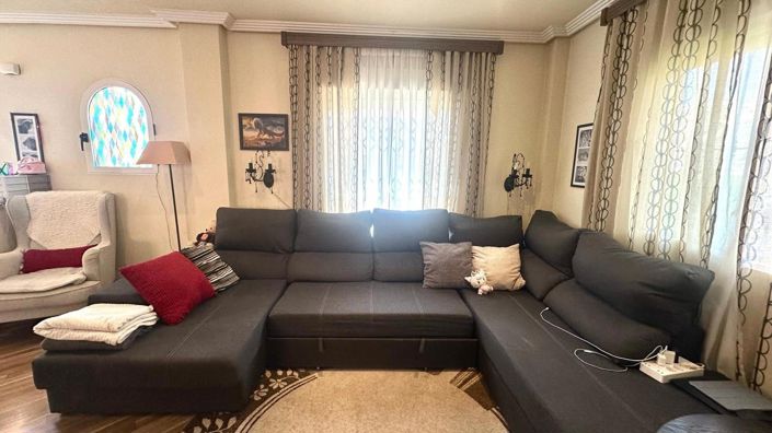 Image No.24-3 Bed House for sale