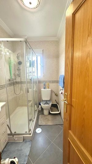 Image No.30-3 Bed House for sale