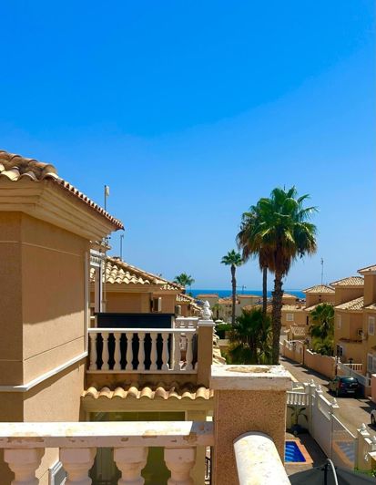 Image No.45-3 Bed House for sale