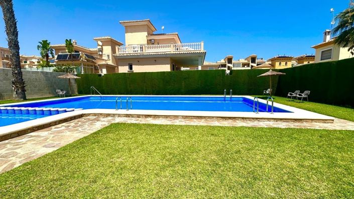 Image No.60-3 Bed House for sale