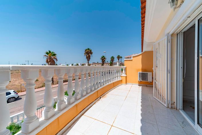 Image No.29-3 Bed House for sale