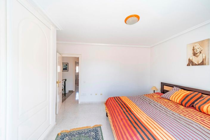 Image No.31-3 Bed House for sale