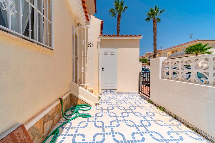 Image No.4-3 Bed House for sale