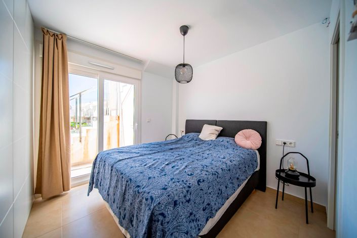 Image No.22-2 Bed Bungalow for sale