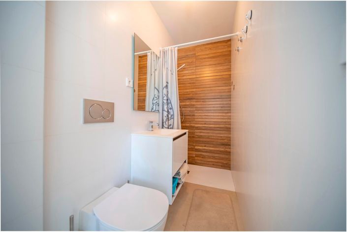 Image No.26-2 Bed Bungalow for sale