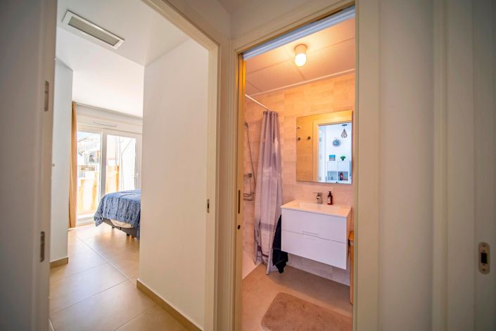 Image No.28-2 Bed Bungalow for sale