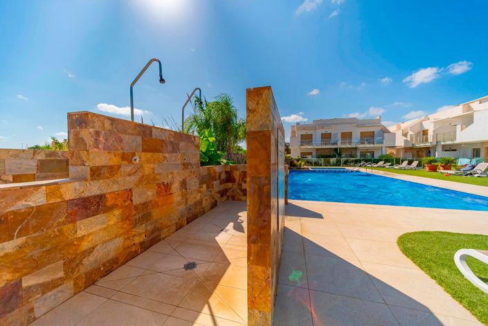 Image No.38-2 Bed Bungalow for sale