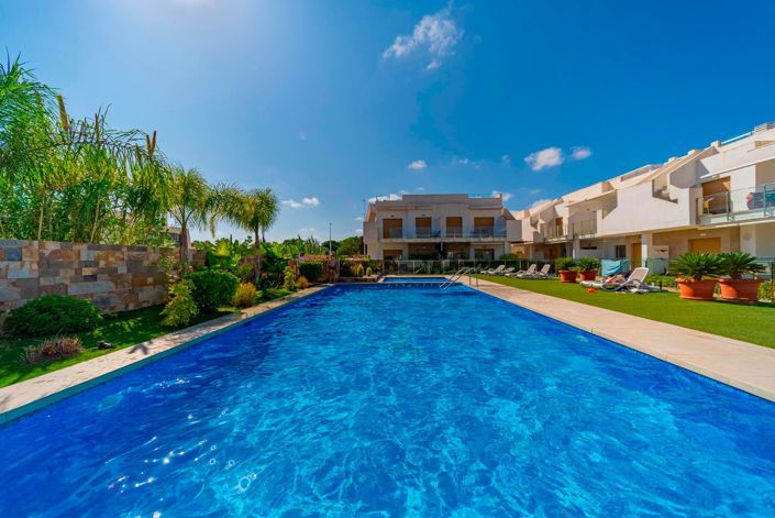 Image No.40-2 Bed Bungalow for sale