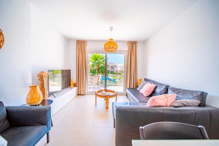 Image No.5-2 Bed Bungalow for sale