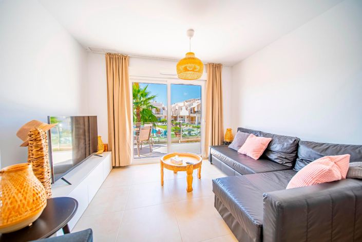 Image No.6-2 Bed Bungalow for sale