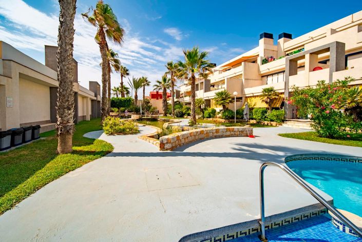 Image No.39-2 Bed Apartment for sale